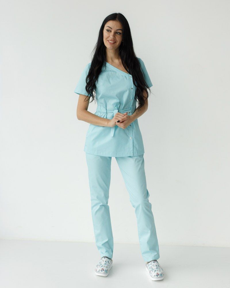 Uniforme Naomi