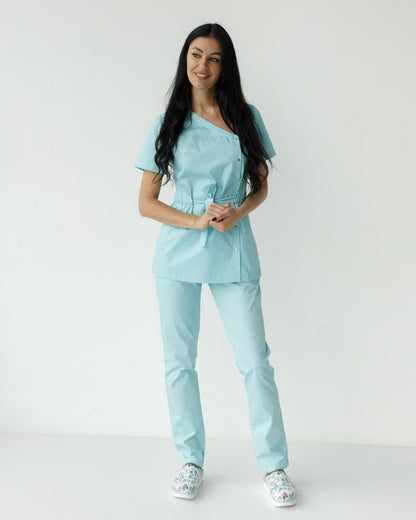 Uniforme Naomi